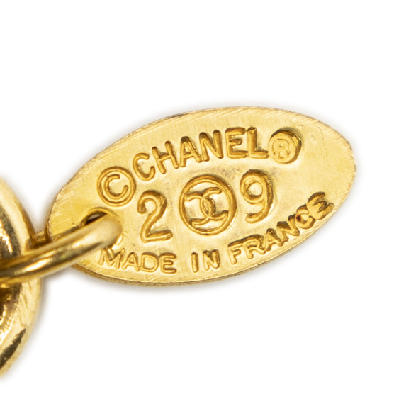 Chanel CC Quilted Round Pendant ChainNecklace - Picture 3 of 3